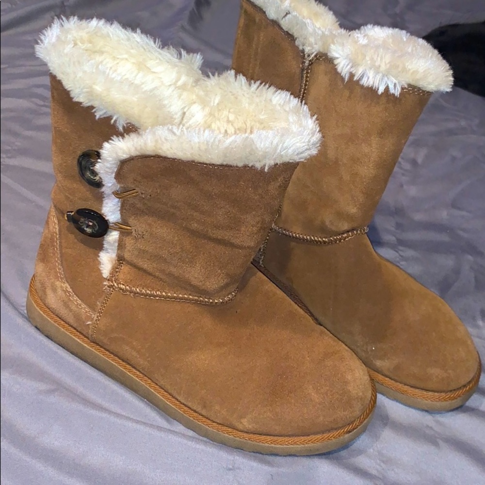 COPY - Fuzzy Boots